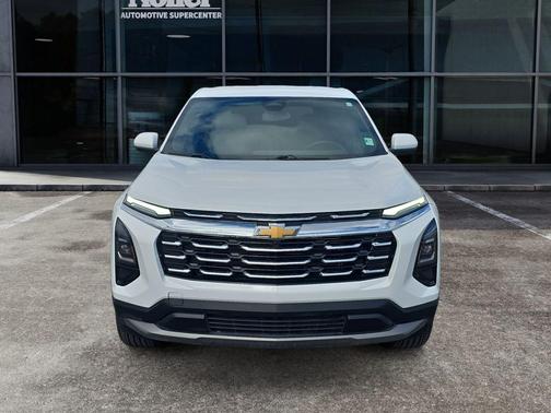 Summit White 2026 Chevrolet Equinox LT