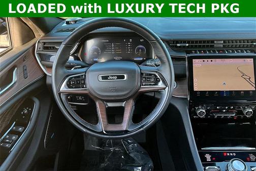 2023 Jeep Grand Cherokee Summit