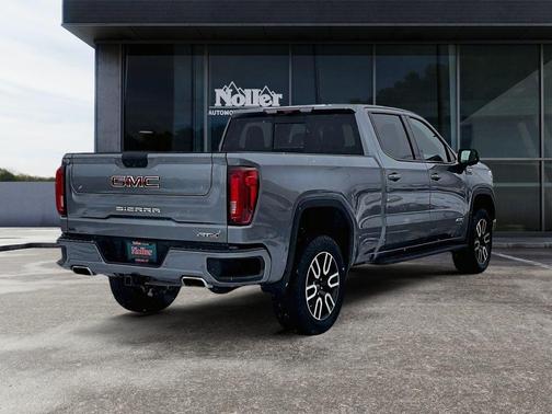2022 GMC Sierra 1500 Limited AT4
