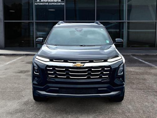 Mosaic Black Metallic 2025 Chevrolet Equinox LT