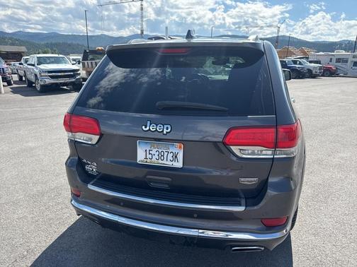 2018 Jeep Grand Cherokee Summit