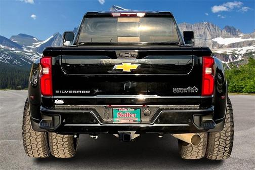 2022 Chevrolet Silverado 3500 High Country