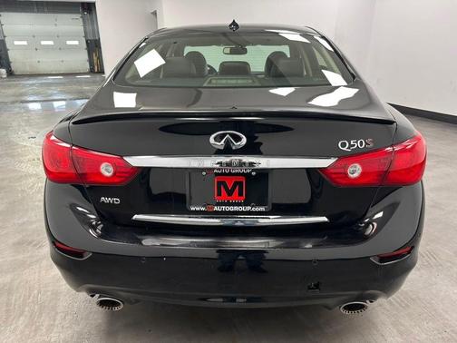 2015 INFINITI Q50 Sport