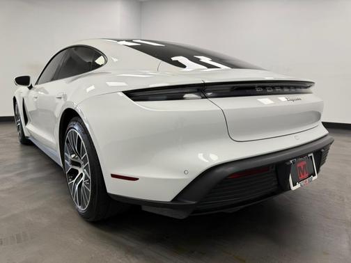 2021 Porsche Taycan RWD