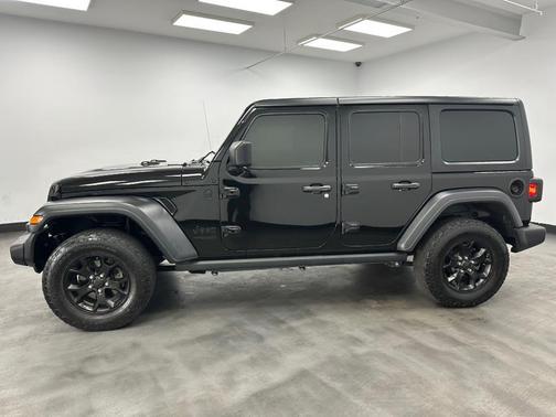 2020 Jeep Wrangler Unlimited Willys 4X4