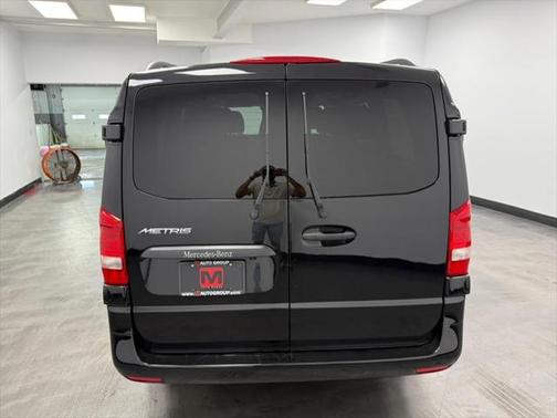 2018 Mercedes-Benz Metris Base