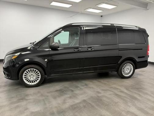 2018 Mercedes-Benz Metris Base