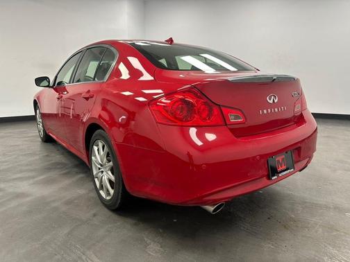 2013 INFINITI G37x Base