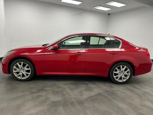 2013 INFINITI G37x Base