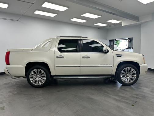 2012 Cadillac Escalade EXT Premium