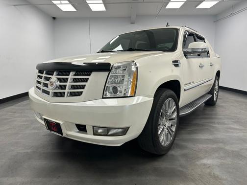 2012 Cadillac Escalade EXT Premium