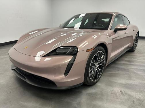 2022 Porsche Taycan RWD