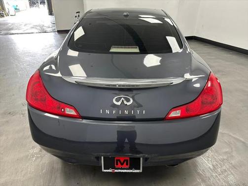 2009 INFINITI G37x Base