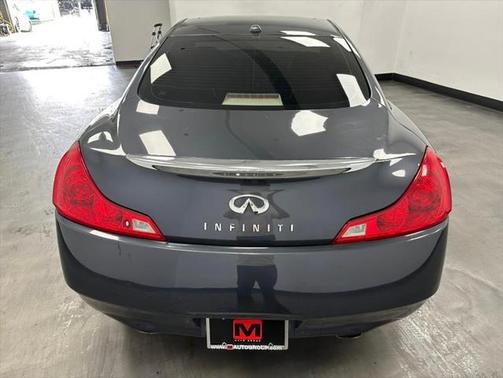 2009 INFINITI G37x Base