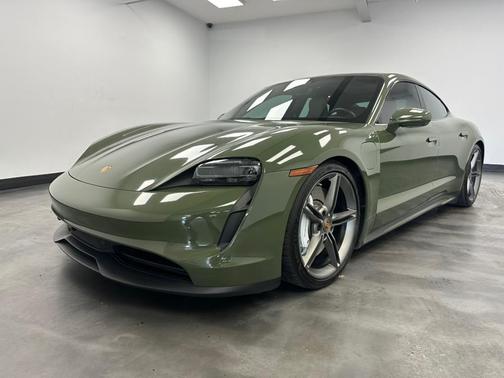 2022 Porsche Taycan RWD