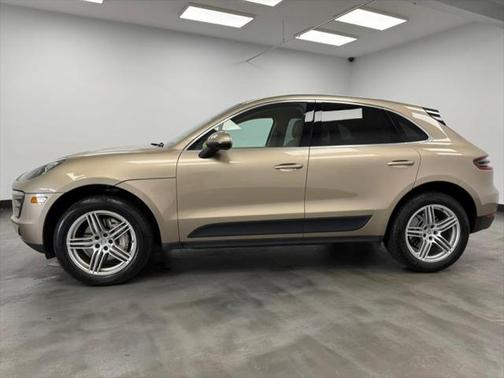 2015 Porsche Macan S