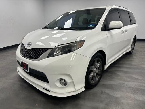 2014 Toyota Sienna SE