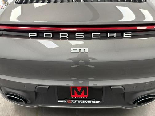 2020 Porsche 911 Carrera 4
