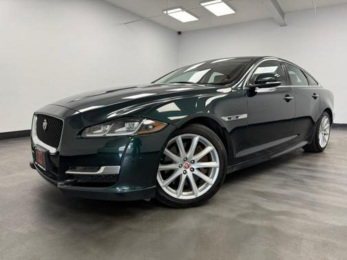 2018 Jaguar XJ XJ R-Sport