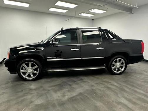 2011 Cadillac Escalade EXT Luxury