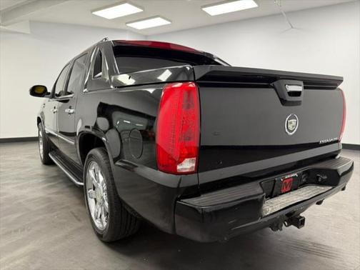 2011 Cadillac Escalade EXT Luxury