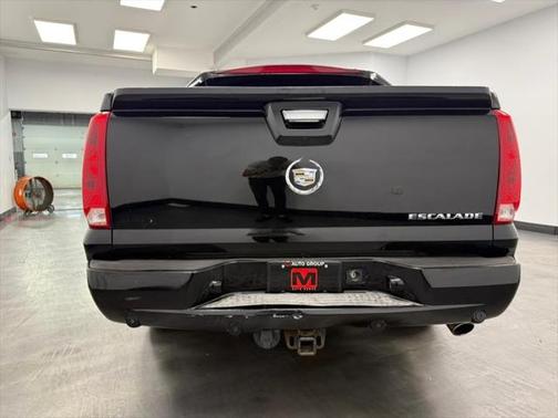 2011 Cadillac Escalade EXT Luxury