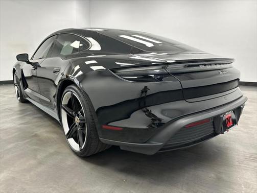 2021 Porsche Taycan RWD