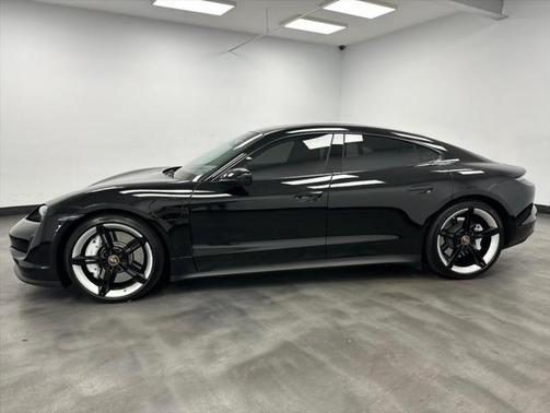 2021 Porsche Taycan RWD