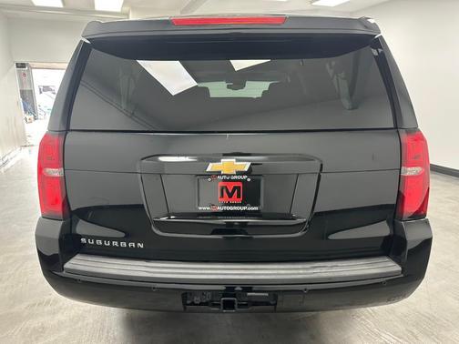 2017 Chevrolet Suburban LT