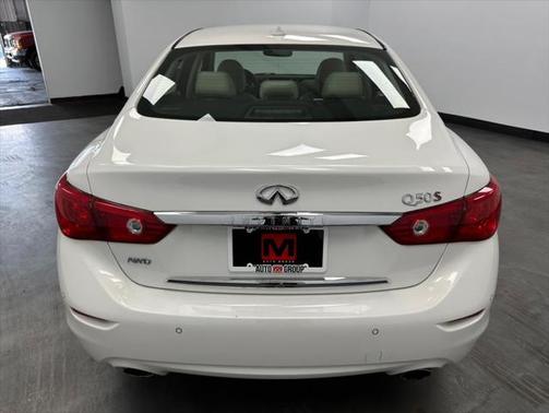 2015 INFINITI Q50 Sport