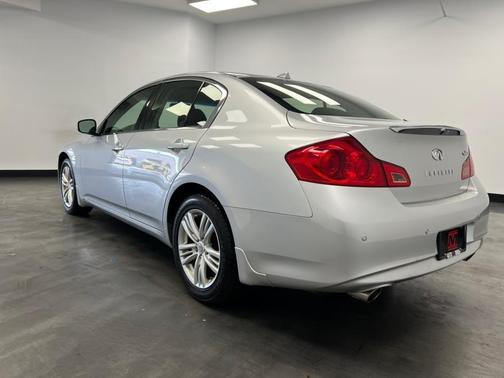 2013 INFINITI G37x Base