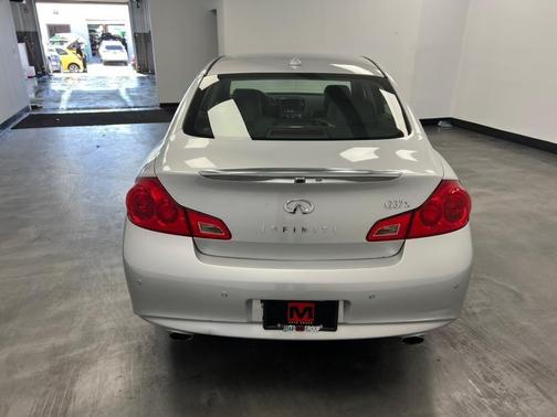 2013 INFINITI G37x Base