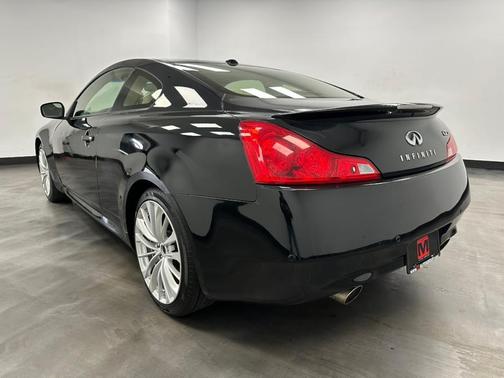 2013 INFINITI G37 Sport