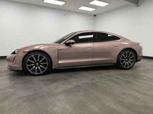 2021 Porsche Taycan RWD