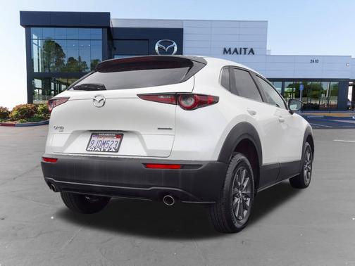 Snowflake White Pearl 2023 Mazda CX-30 2.5 S