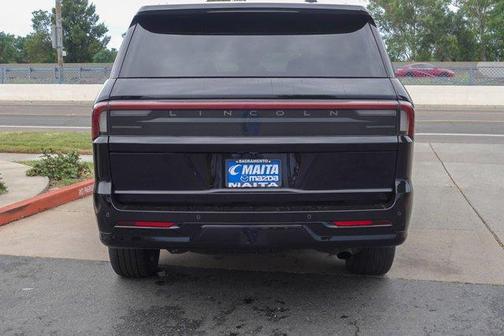 2025 Lincoln Navigator Reserve