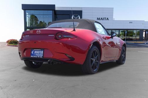 Soul Red Crystal Metallic 2026 Mazda MX-5 Miata