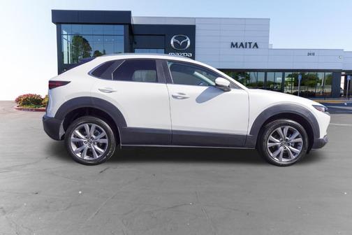 Snowflake White Pearl 2023 Mazda CX-30 2.5 S Select Package