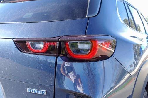 2026 Mazda CX-50 Premium