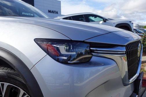 2024 Mazda CX-90 PHEV Premium Plus