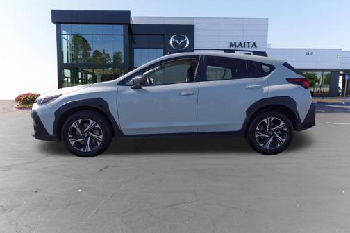 Crystal White Pearl 2025 Subaru Crosstrek Premium