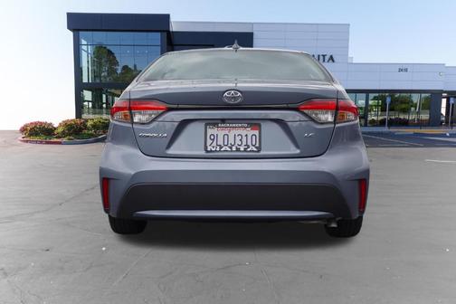 CELESTITE 2022 Toyota Corolla LE