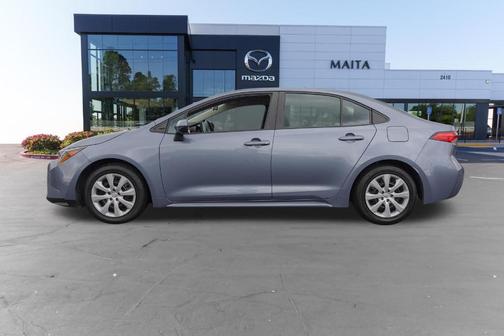 CELESTITE 2022 Toyota Corolla LE