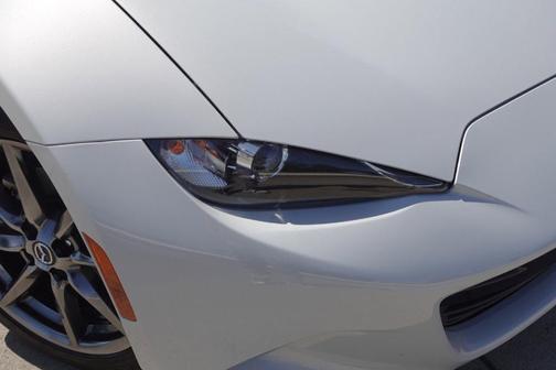 Ceramic Metallic 2018 Mazda MX-5 Miata Grand Touring