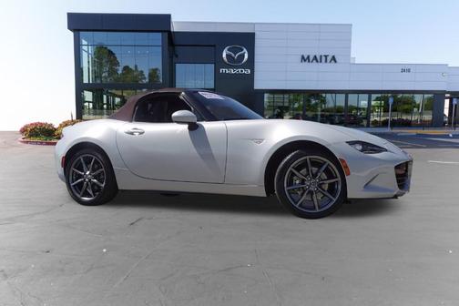Ceramic Metallic 2018 Mazda MX-5 Miata Grand Touring