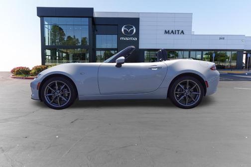 Ceramic Metallic 2018 Mazda MX-5 Miata Grand Touring