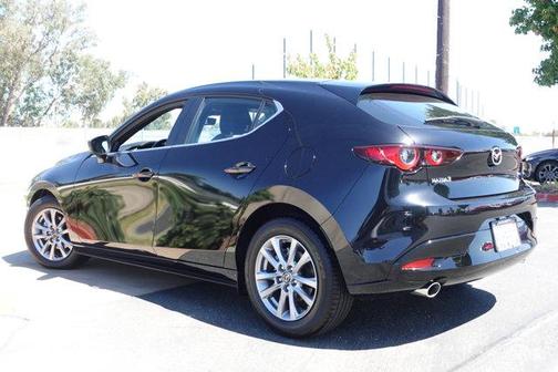 2025 Mazda Mazda3 FWD