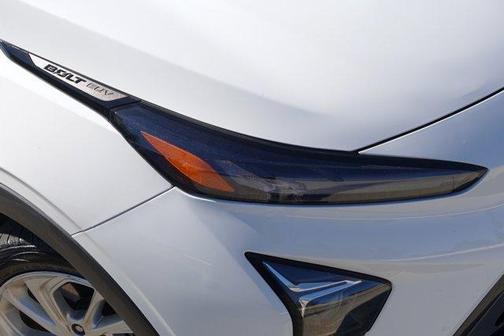 Summit White 2023 Chevrolet Bolt EUV LT