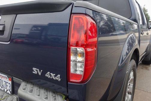 2021 Nissan Frontier SV