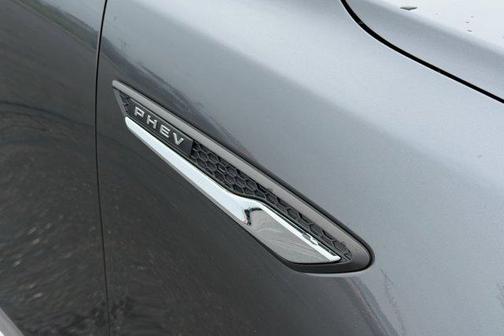 2024 Mazda CX-90 PHEV Premium Plus